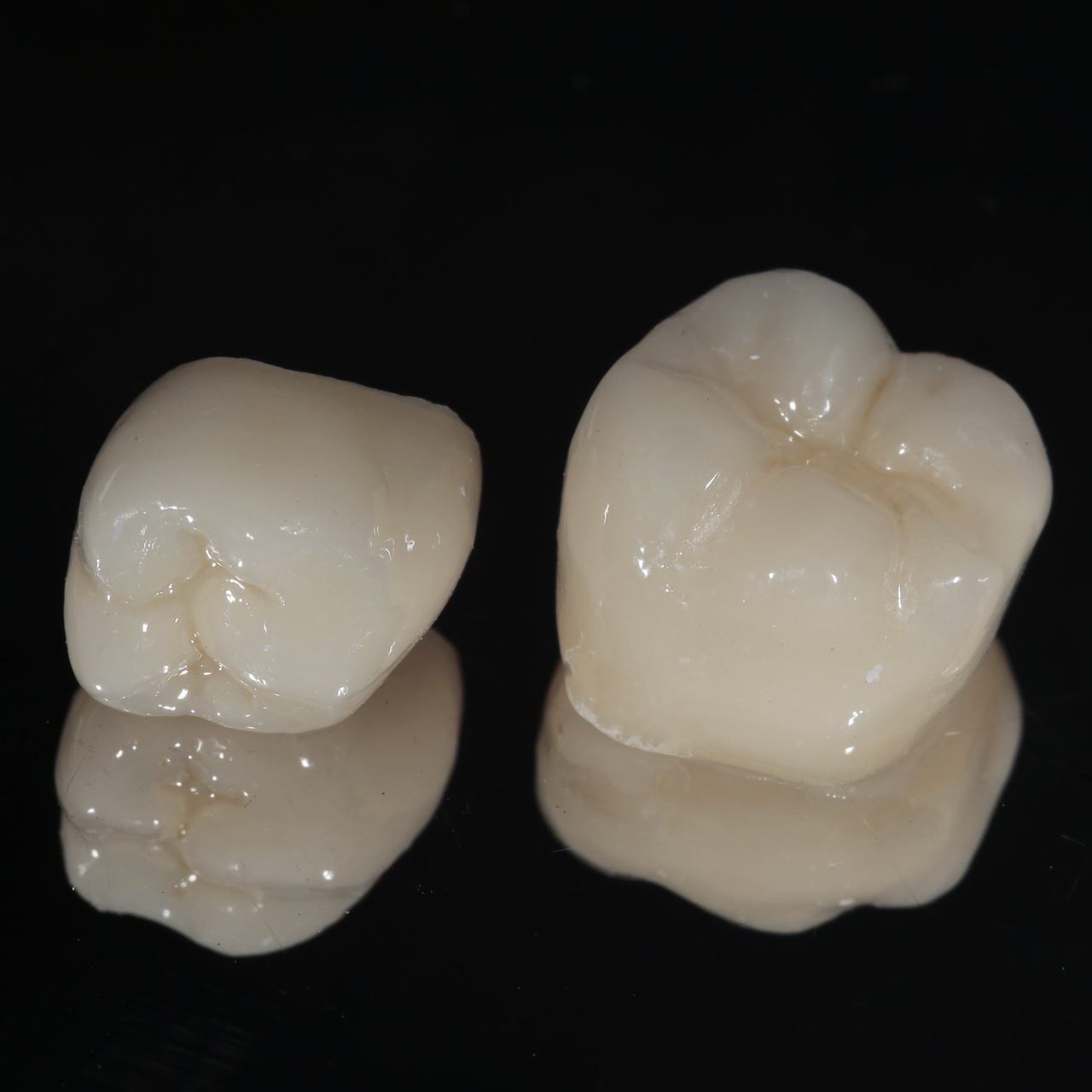 南浦和の審美歯科(白い詰め物・被せ物)